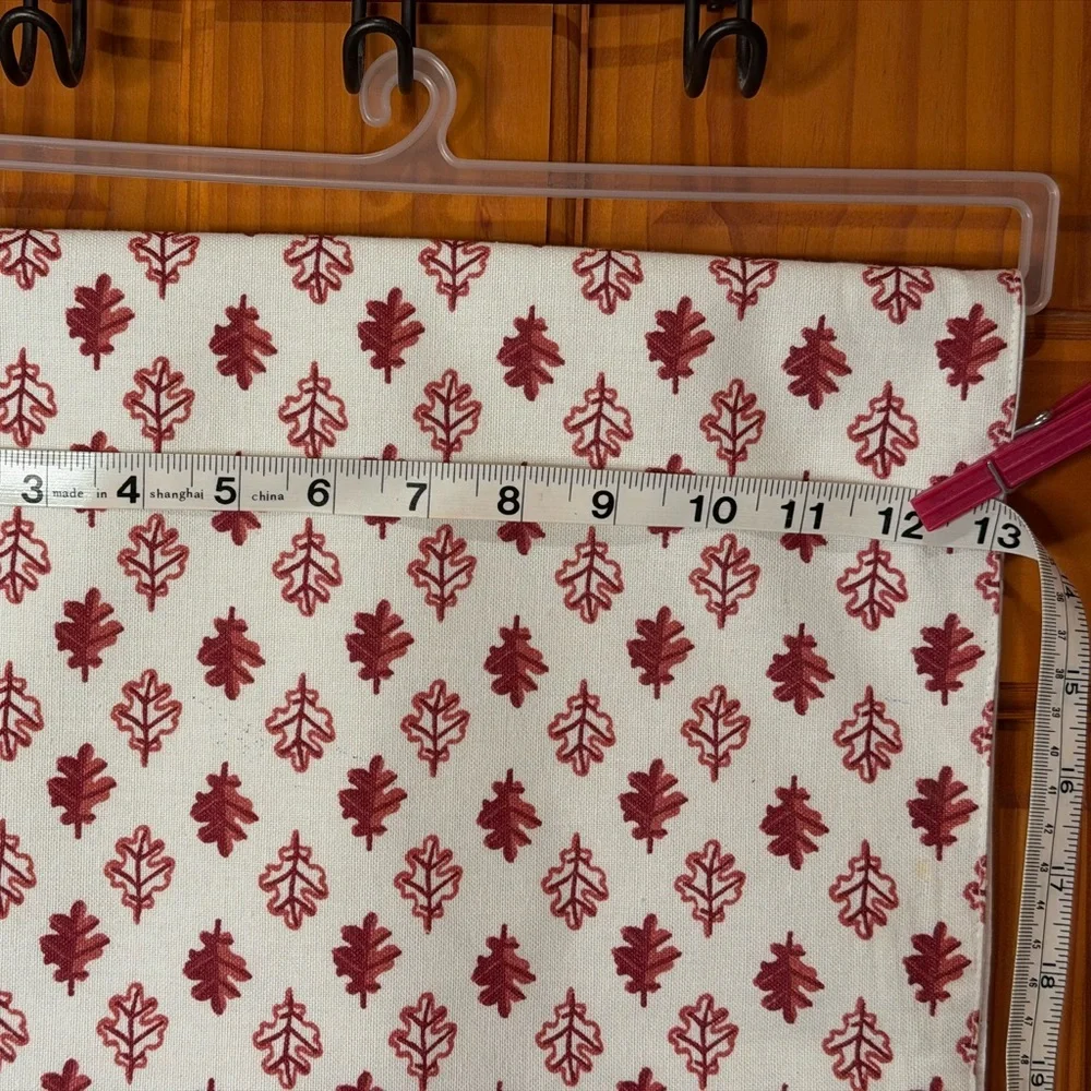 NWOT Kohl's Red and Cream Leaf  Pumpkin Table Runner (2 never used)